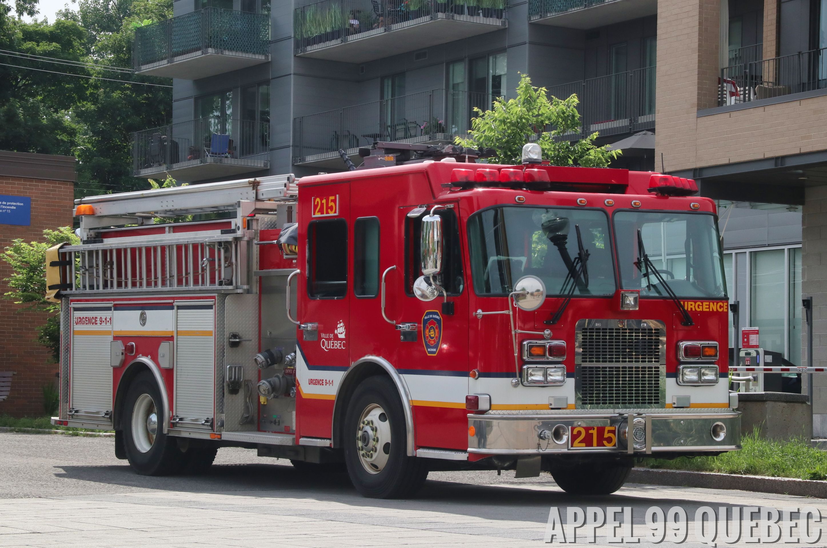 215 (05-601) Spartan Metro Star FF MFD / Maxi Métal 2005